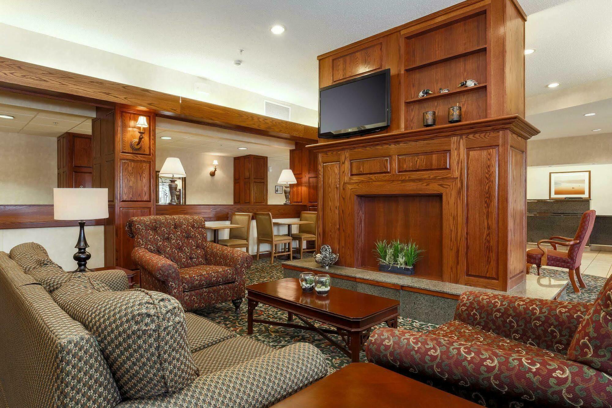 Homewood Suites By Hilton Providence-Уорик Экстерьер фото